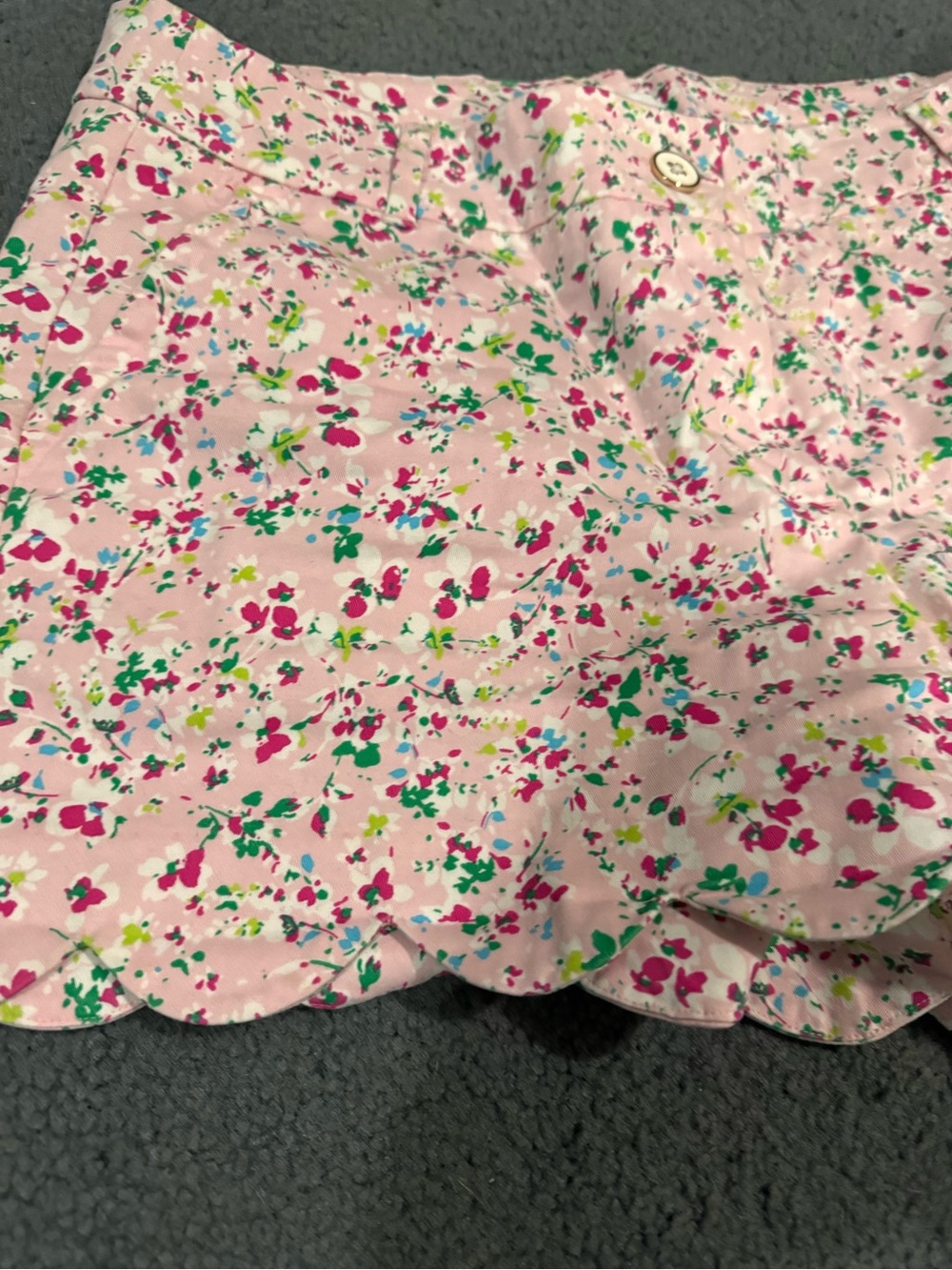 crown & ivy Pink Floral Scallop-Hem Shorts - Picture 6 of 7